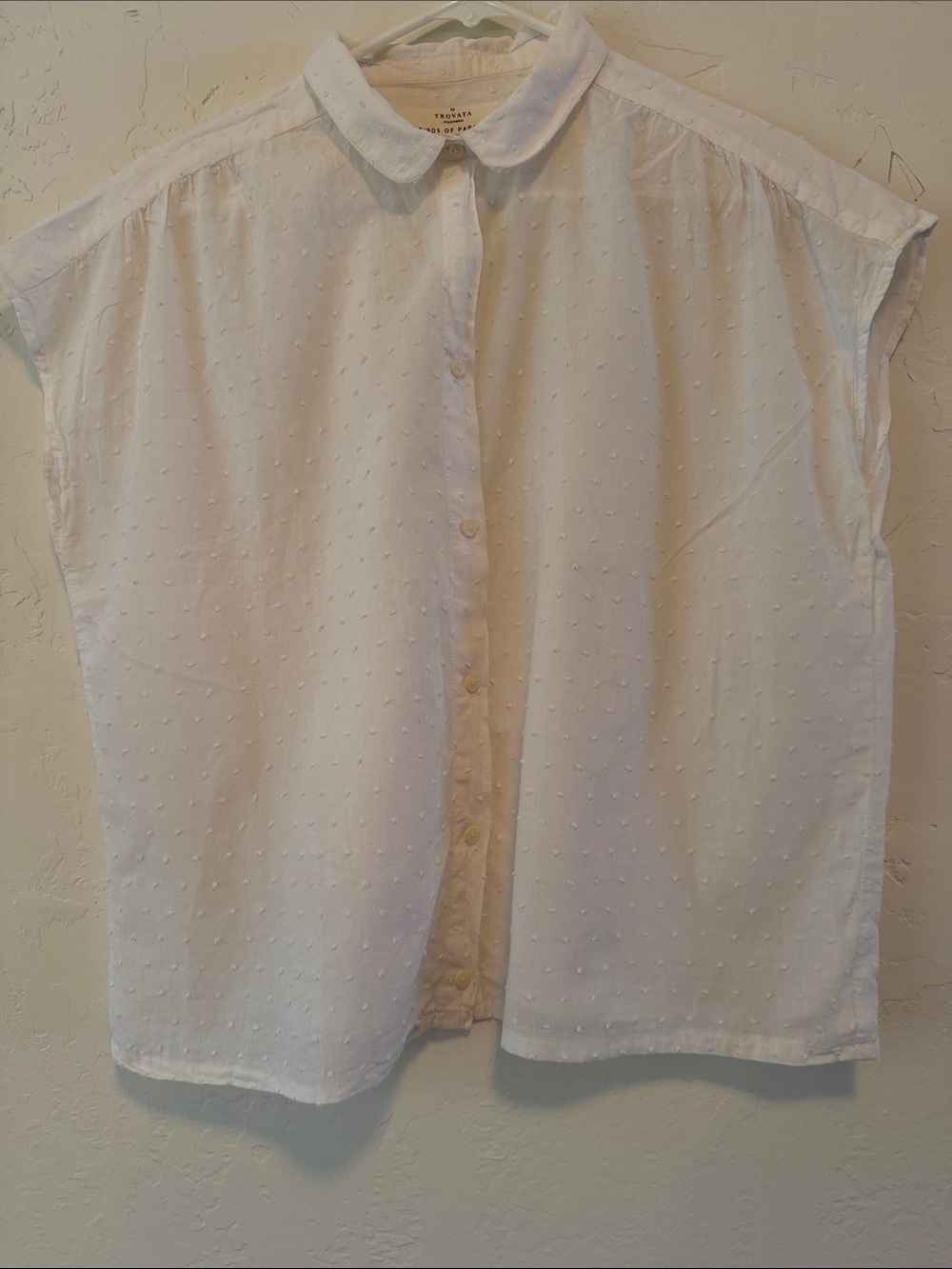 Trovata White Dot-Texture Button Down Blouse Size M
